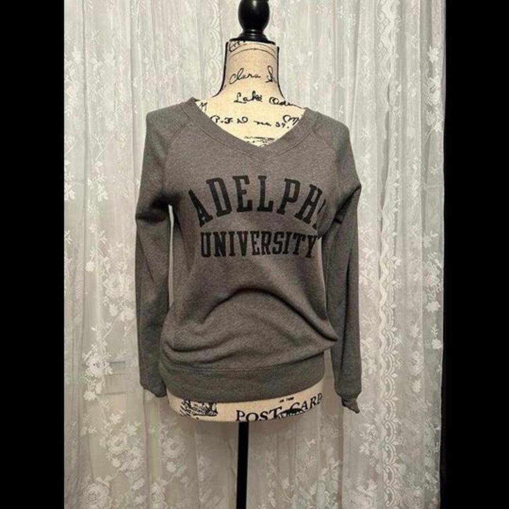 Show Your Adelphi University Pride with this Sweatshirt!